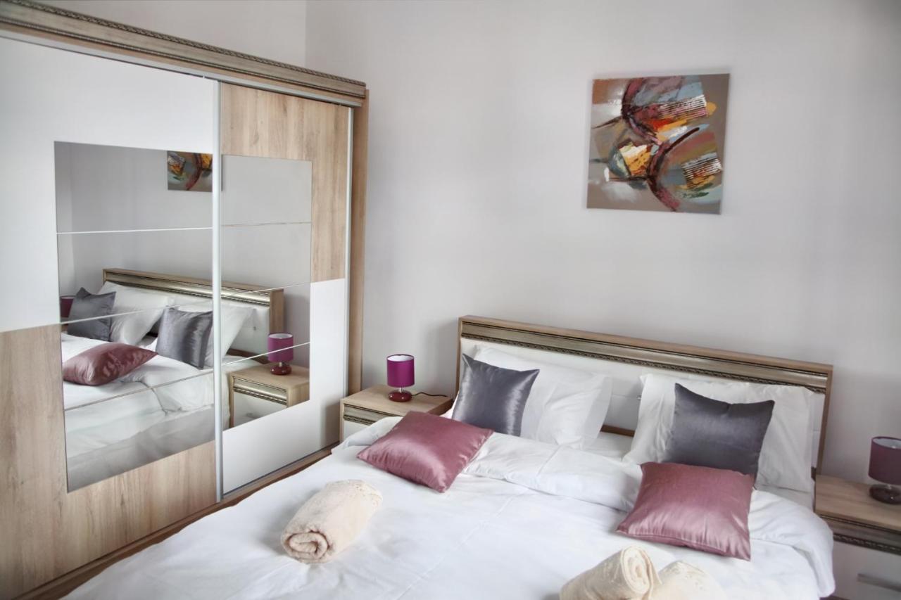 Luxury Downtown Apartment Cluj-Napoca Ngoại thất bức ảnh